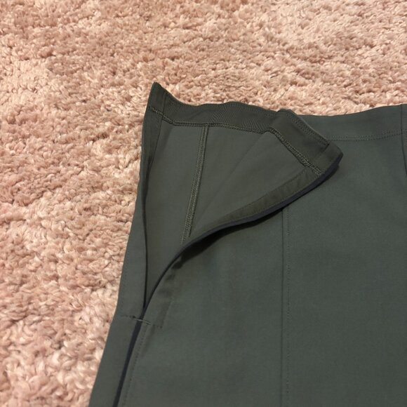 LULULEMON ON THE RIGHT TRACK DEEP GREEN SPLIT HEM PANTS SEE MEASUREMENTS - Picture 9 of 12